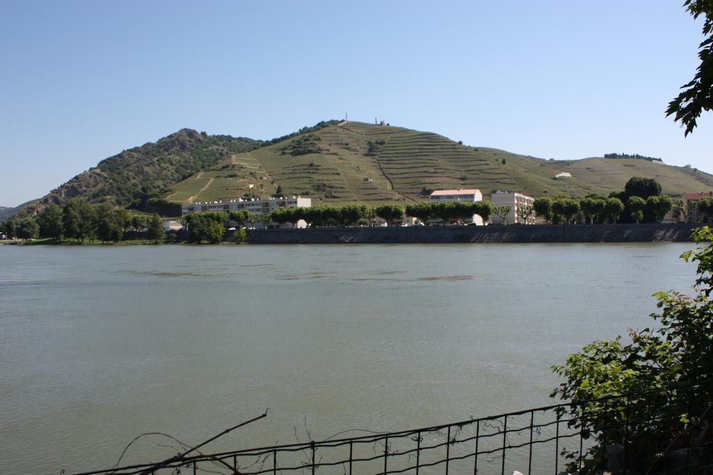 Camping Le Rhone Tournon-sur-Rhone Exterior foto